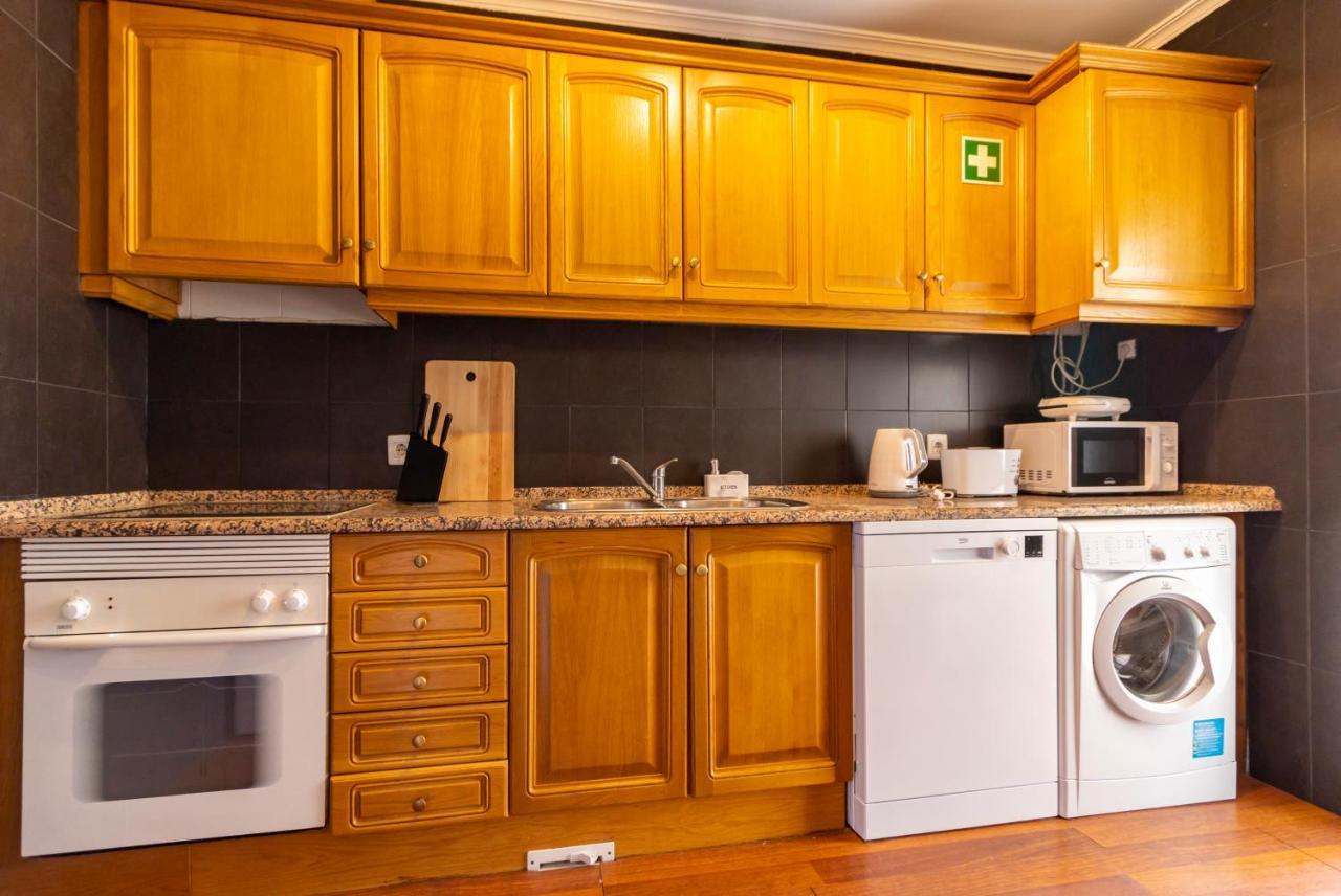 Spaceful Apartment In アルブフェイラ エクステリア 写真
